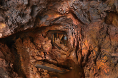 Hradiště dosti trpělo nájezdy sběratelů minerálů