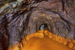 Důl na přítoku Tyterského potoka - pohřbený pod sesutým svahem