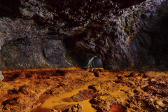 Důl na přítoku Tyterského potoka - pohřbený pod sesutým svahem