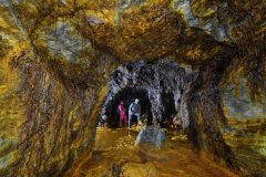 Vytěžená dobývka v větším dole u Kralovic - po sesuvu svahu na vchod nepřístupném