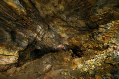 Jeden z větších zachovalých dolů u Lednice - suchá část