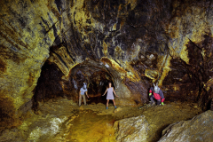 Jeden z větších zachovalých dolů u Lednice - suchá část - focení do podzemního komixu