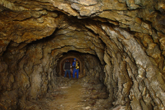 Náraží jámy u Otova na prvním patře