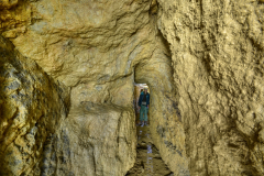 Zapomenutá štola na jedné zahradě v Roztokách u Prahy