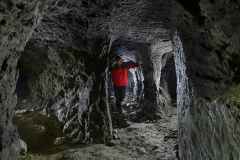 Křižovatka štoly hnědouhelného dolu u Valkeřic.